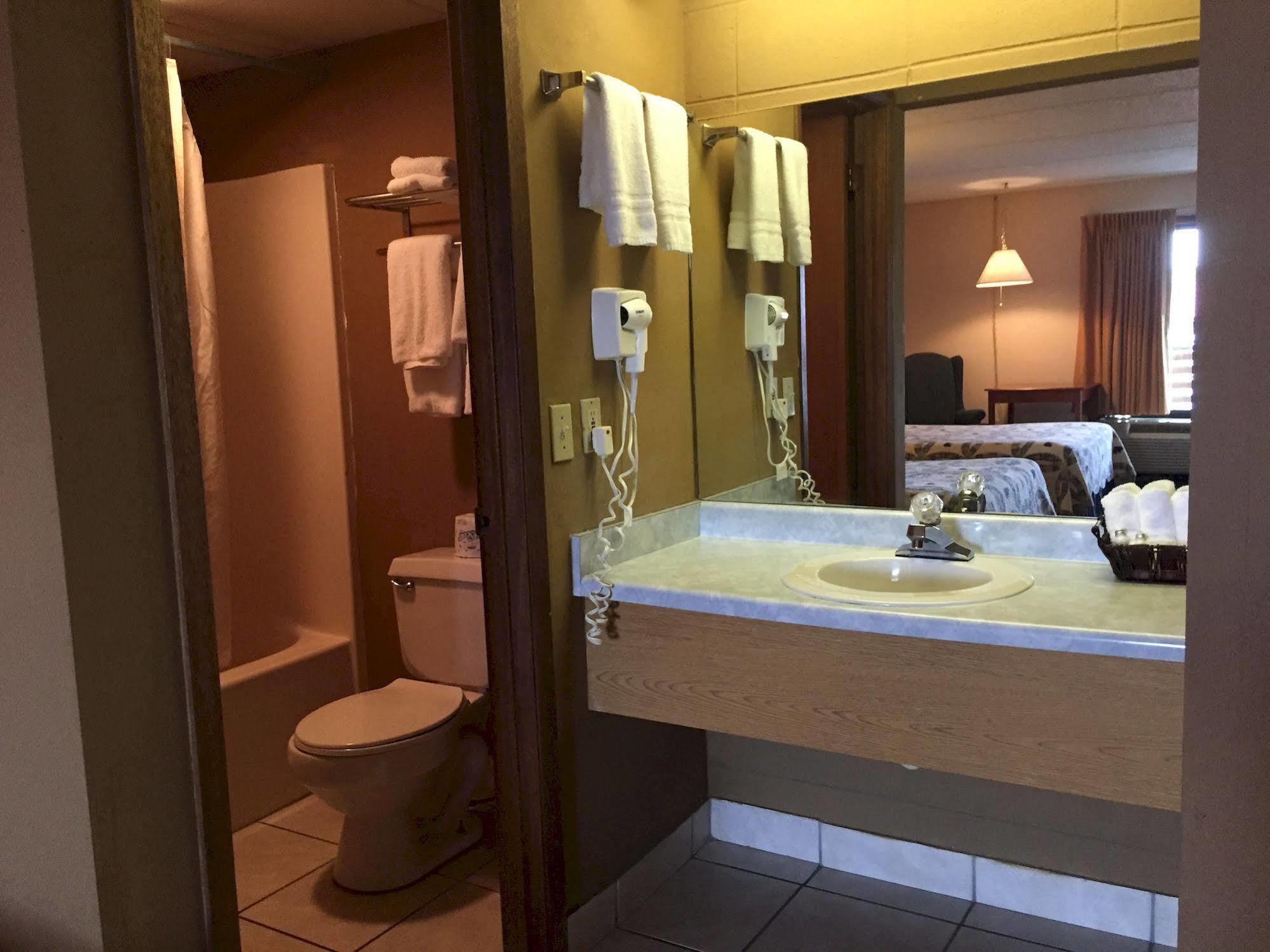 Mountain Breeze Motel Pigeon Forge Dış mekan fotoğraf