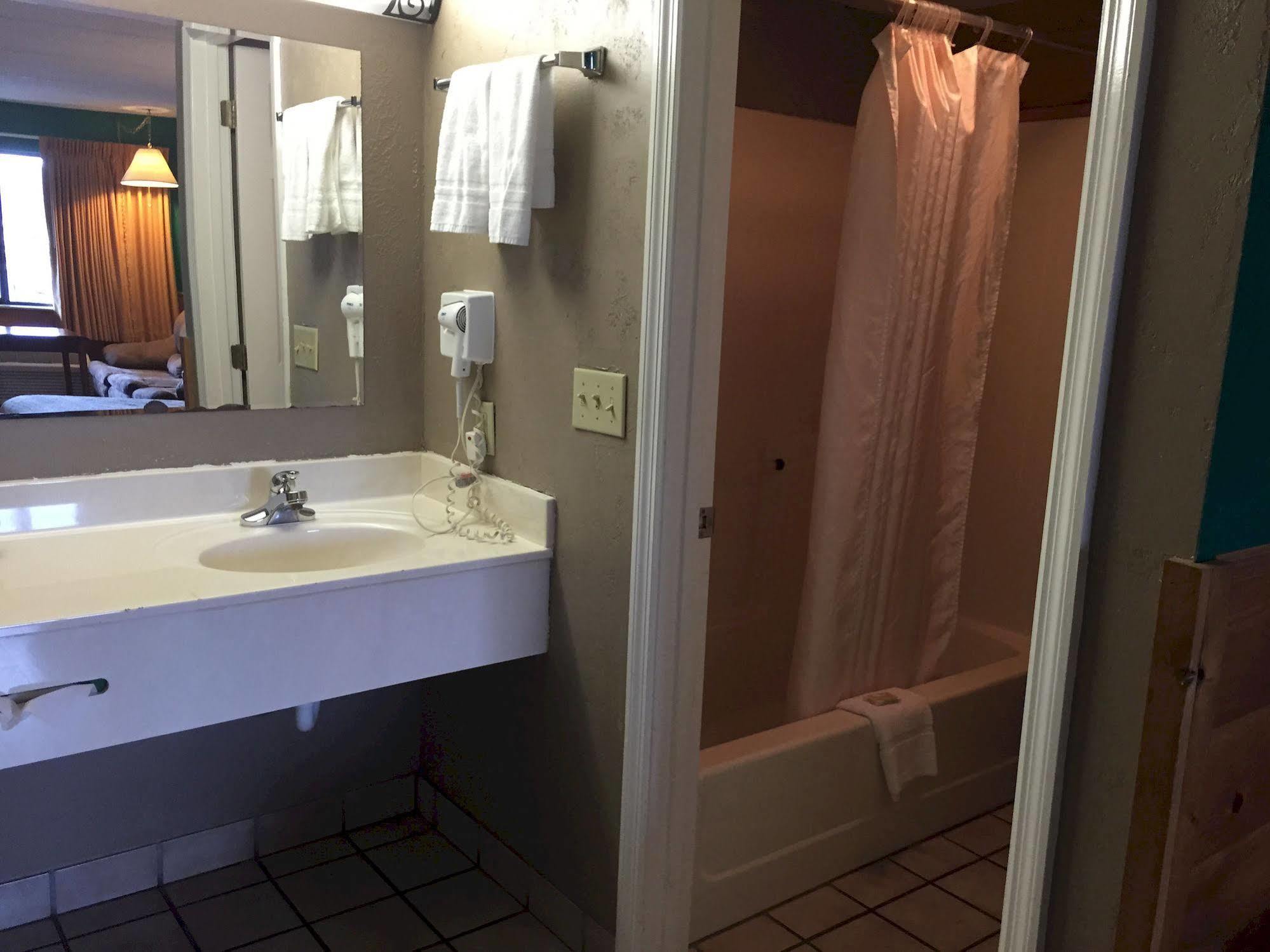 Mountain Breeze Motel Pigeon Forge Dış mekan fotoğraf