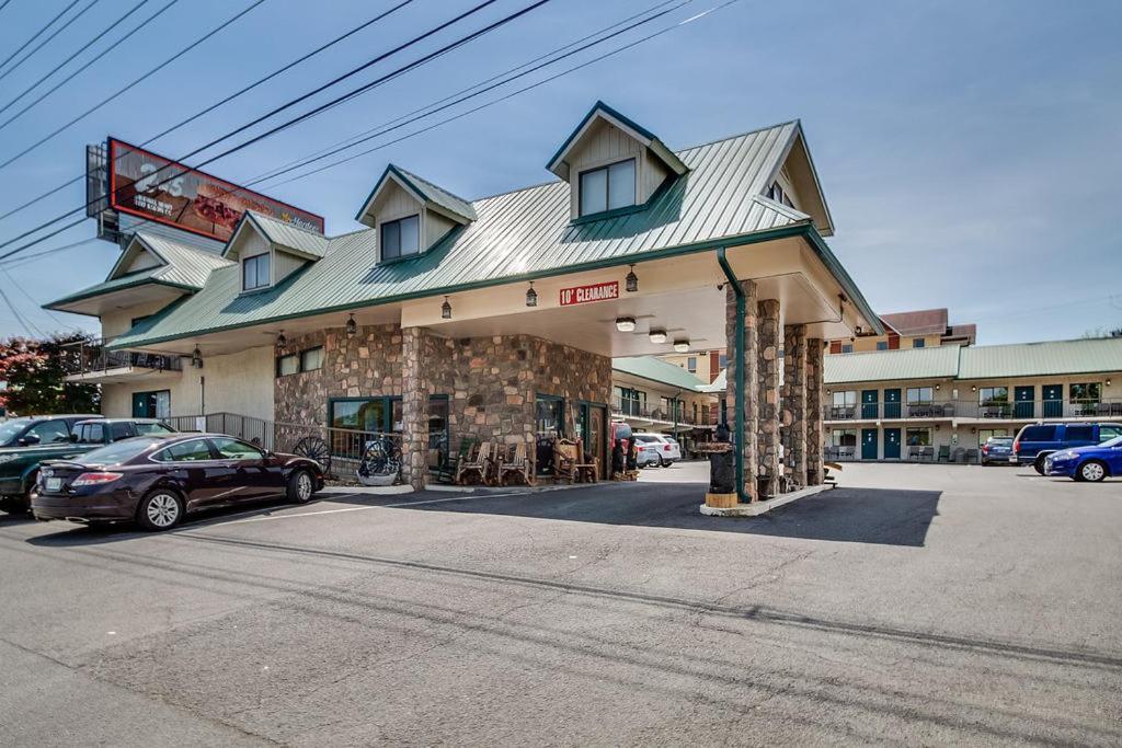 Mountain Breeze Motel Pigeon Forge Dış mekan fotoğraf