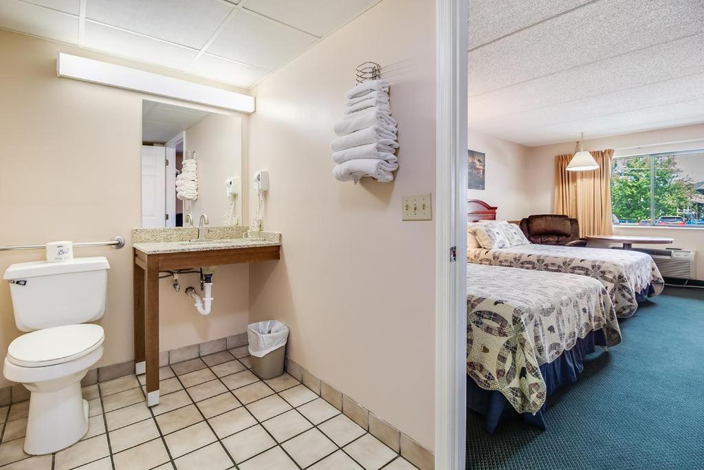 Mountain Breeze Motel Pigeon Forge Dış mekan fotoğraf